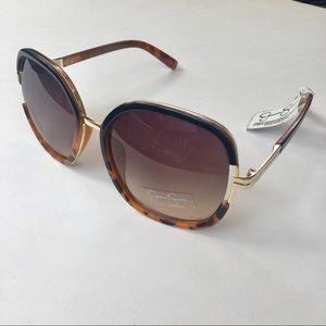 Jessica Simpson Sunglasses Large Frame Sunglasses